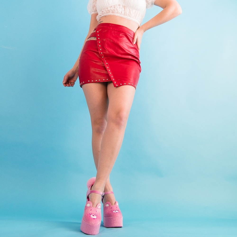 Hours Red Faux Leather Cutout Mini Skirt Small
